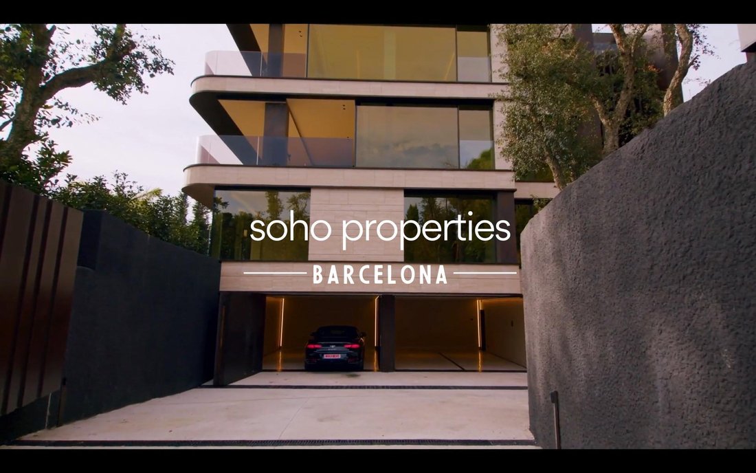 Villa in Les Corts, Barcelona, Spain 3 - 18684888