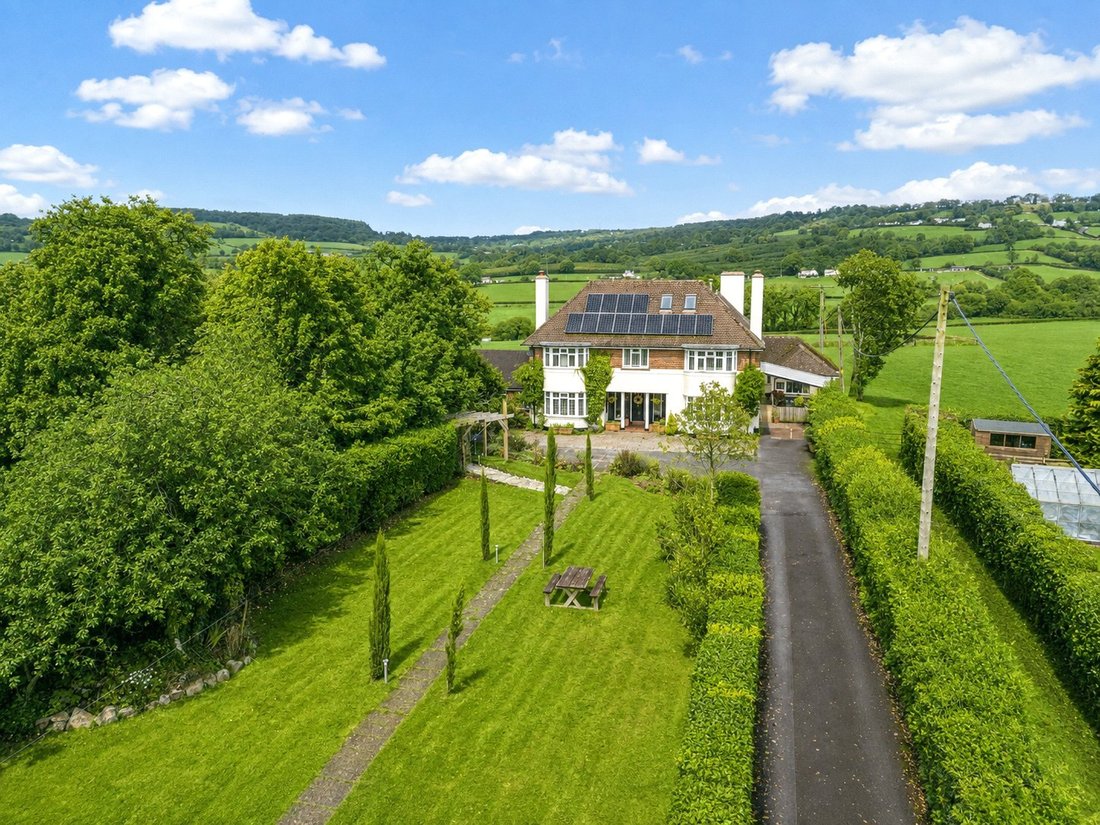 House in Hemyock, England 2 - 16708304