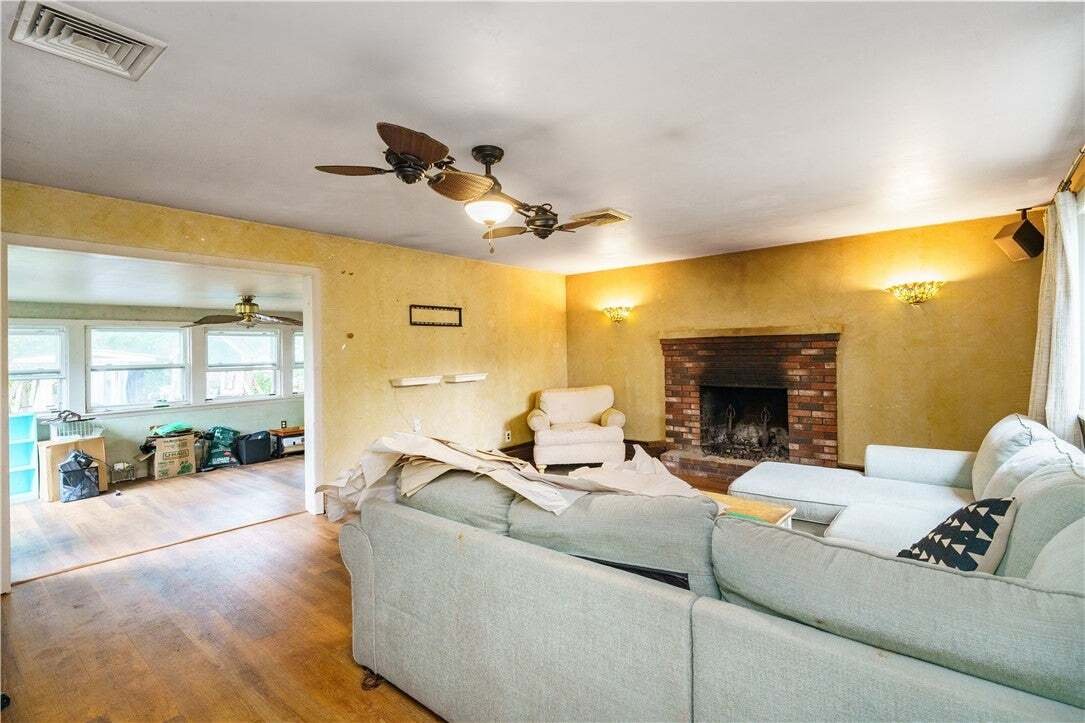 House in Warwick, Rhode Island, United States 3 - 18684687
