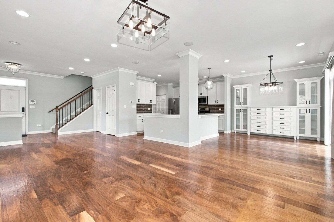 Townhouse in Aurora, Illinois, United States 3 - 18685232