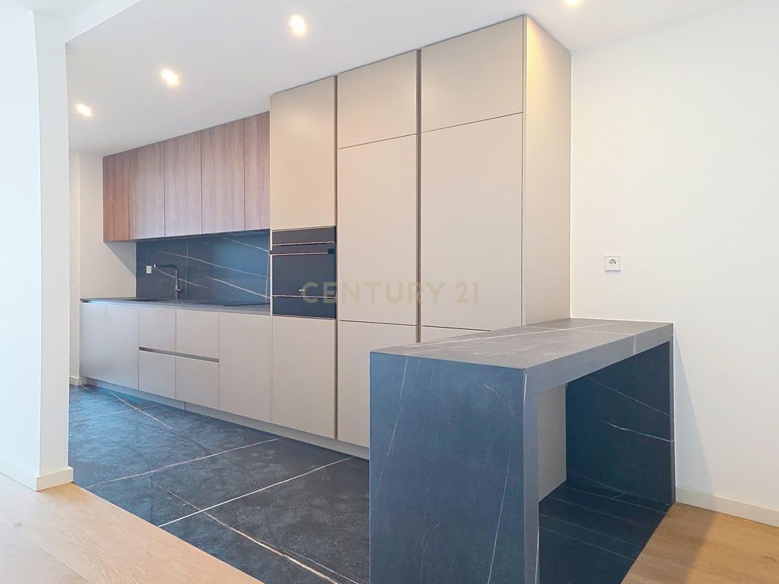Apartment in Santa Marinha e Sao Pedro da Afurada, Porto District, Portugal 2 - 18685600