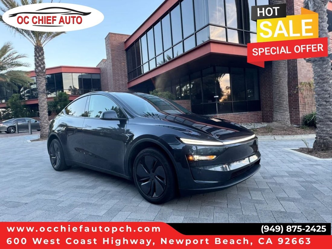 Suv in Newport Beach, CA, United States 1 - 18685516