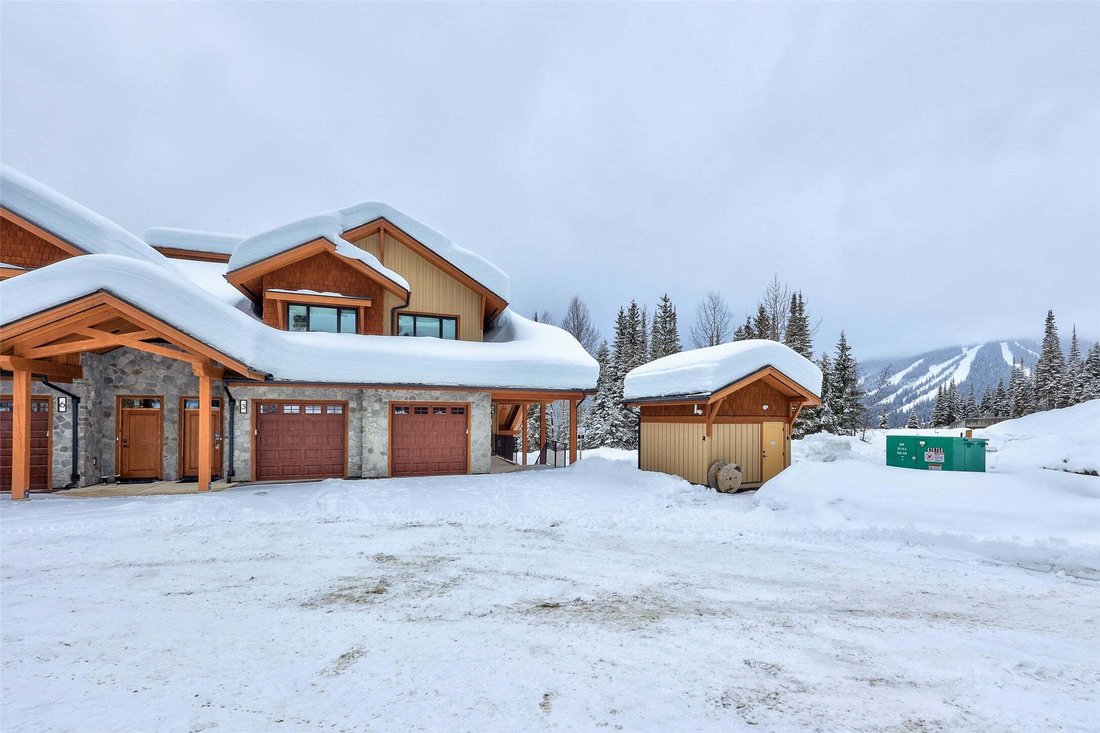 Apartment in Sun Peaks, British Columbia, Canada 2 - 18685534