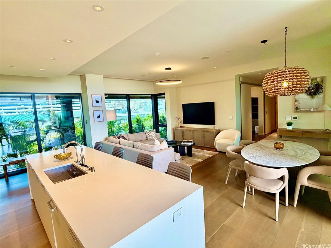 Condo in Honolulu, Hawaii, United States 2 - 18685648