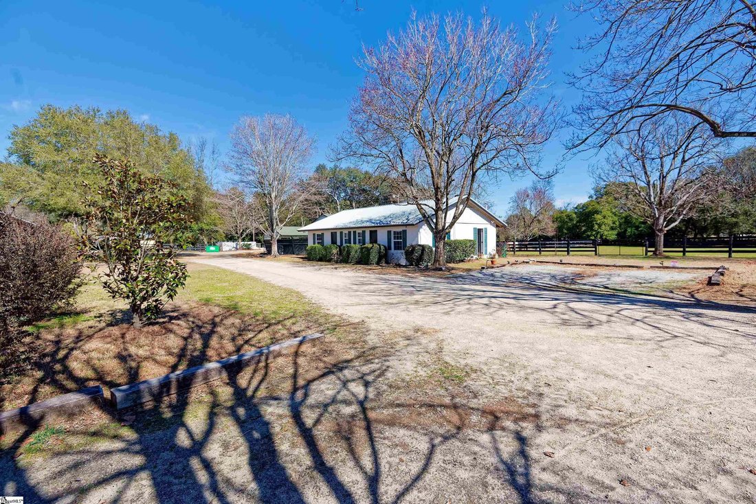 Aiken, South Carolina, United States 2 - 18684747