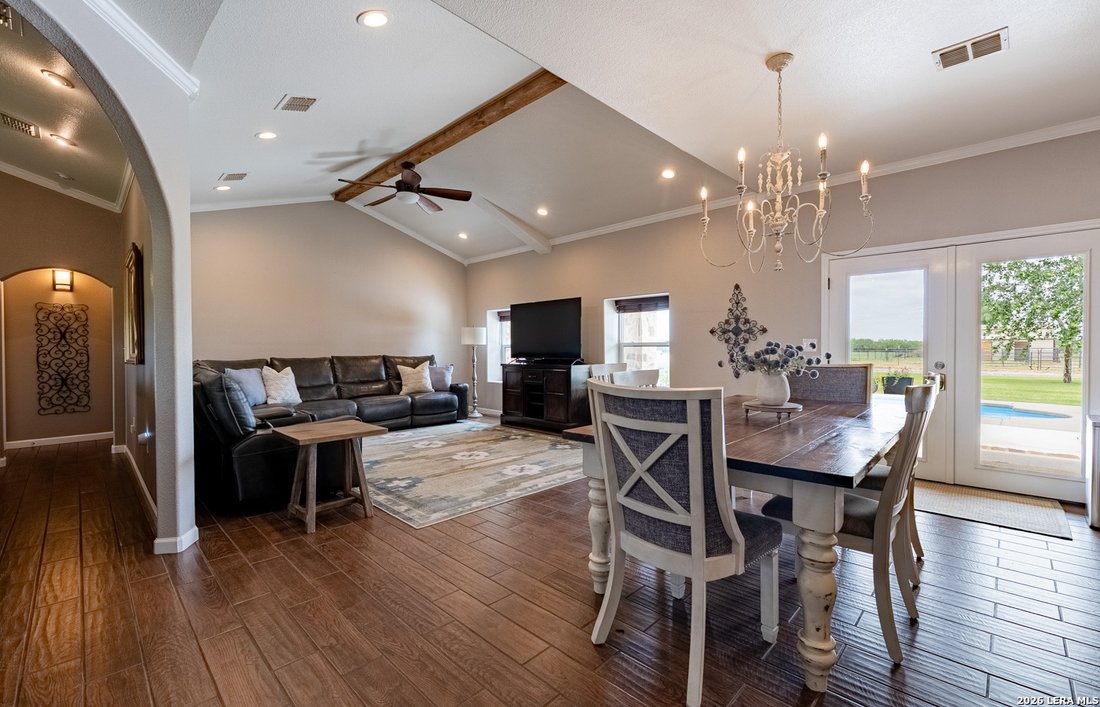 House in Moore, Texas, United States 5 - 18685191