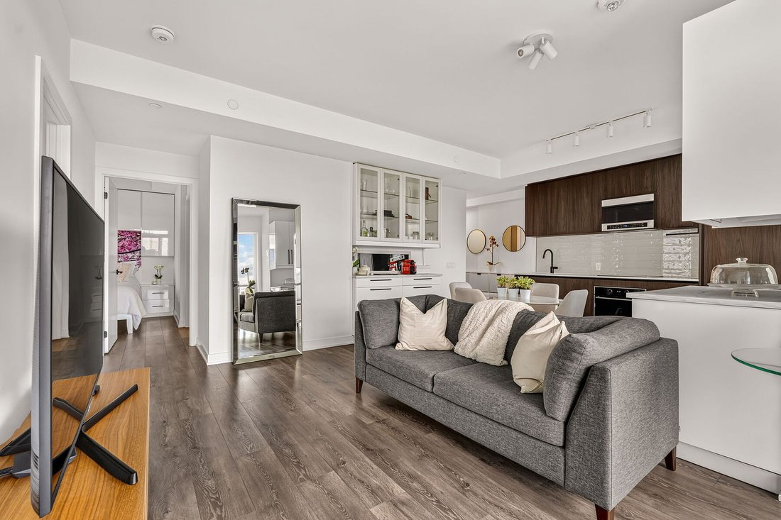 Condo in Toronto, Ontario, Canada 5 - 18685415