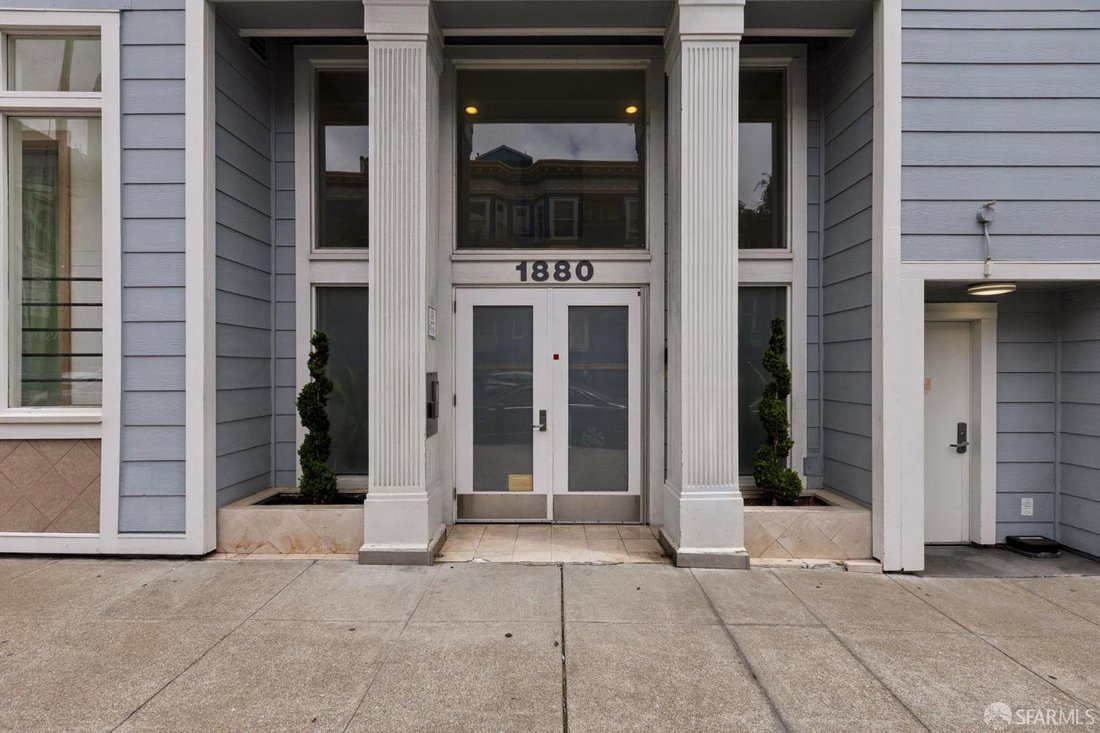 Condo in San Francisco, California, United States 2 - 18684651
