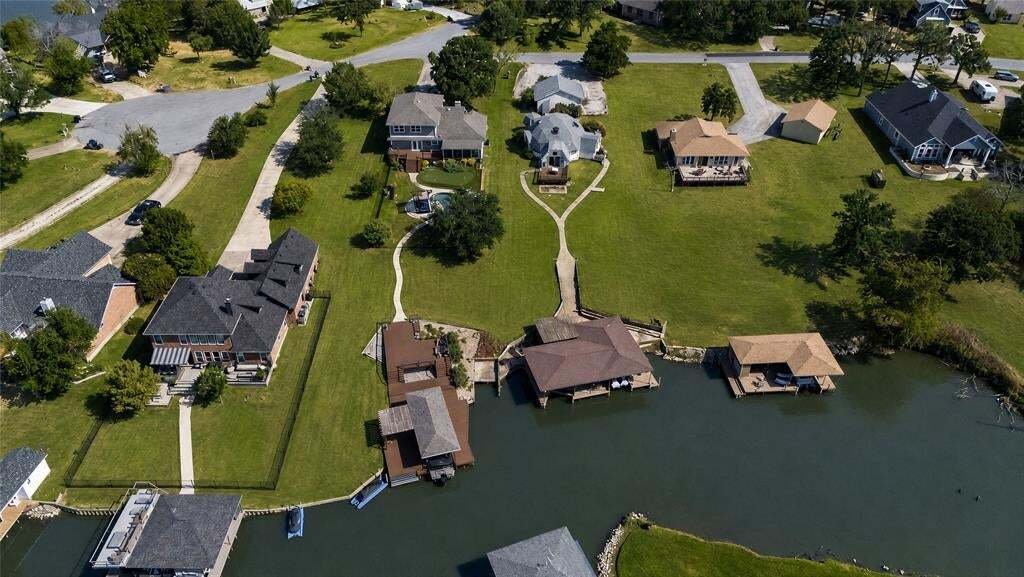 House in Gainesville, Texas, United States 3 - 18685071