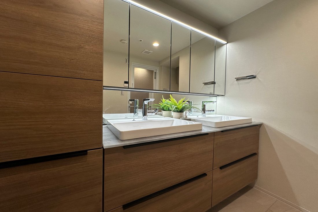 Condo in Chuo City, Tokyo, Japan 5 - 18685359