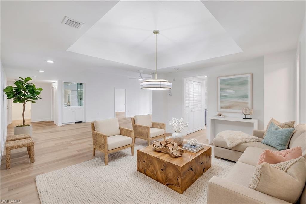 Condo in Naples, Florida, United States 2 - 18685683