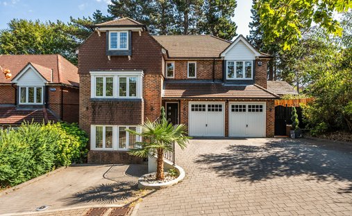 House in Kenley, London Borough of Croydon, England 1
