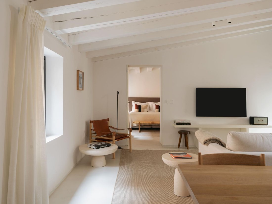 Apartment in Ciutat Vella, Barcelona, Spain 2 - 18586871