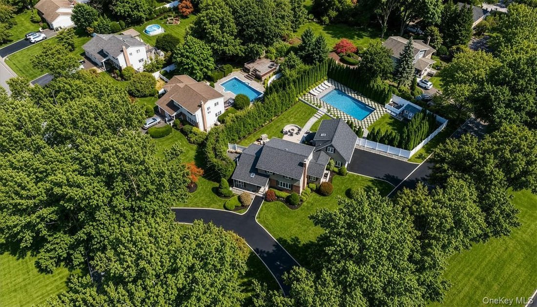 House in East Northport, New York, United States 4 - 18684717