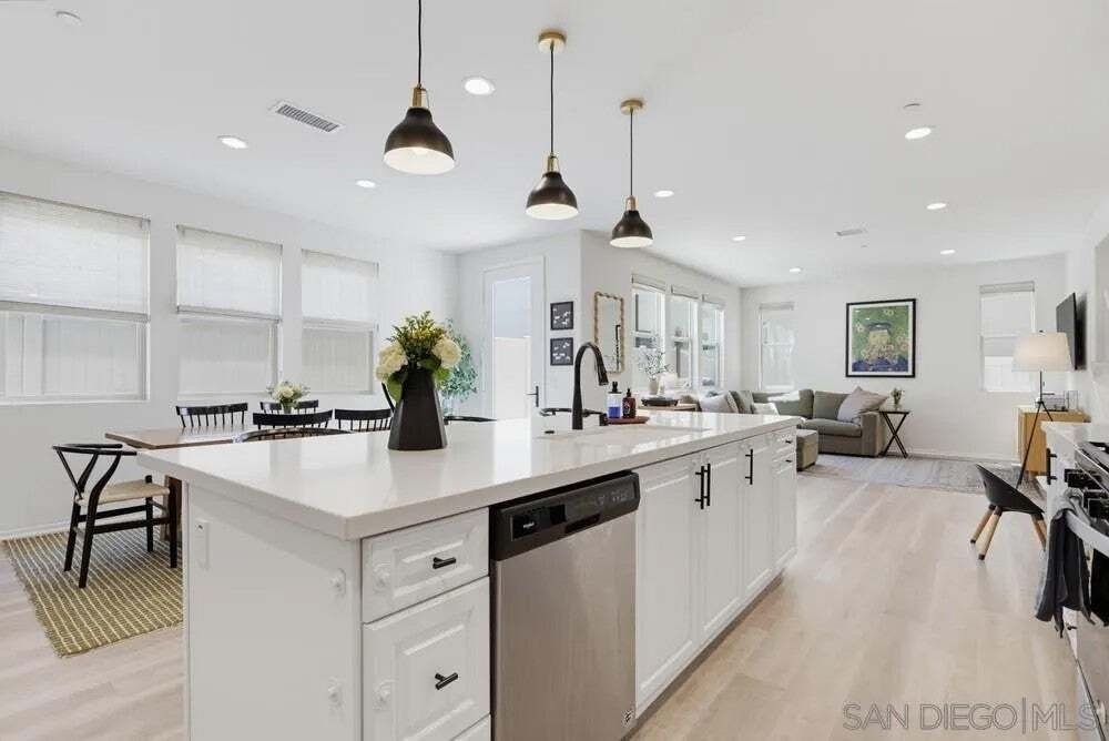 Condo in San Marcos, California, United States 3 - 18685296