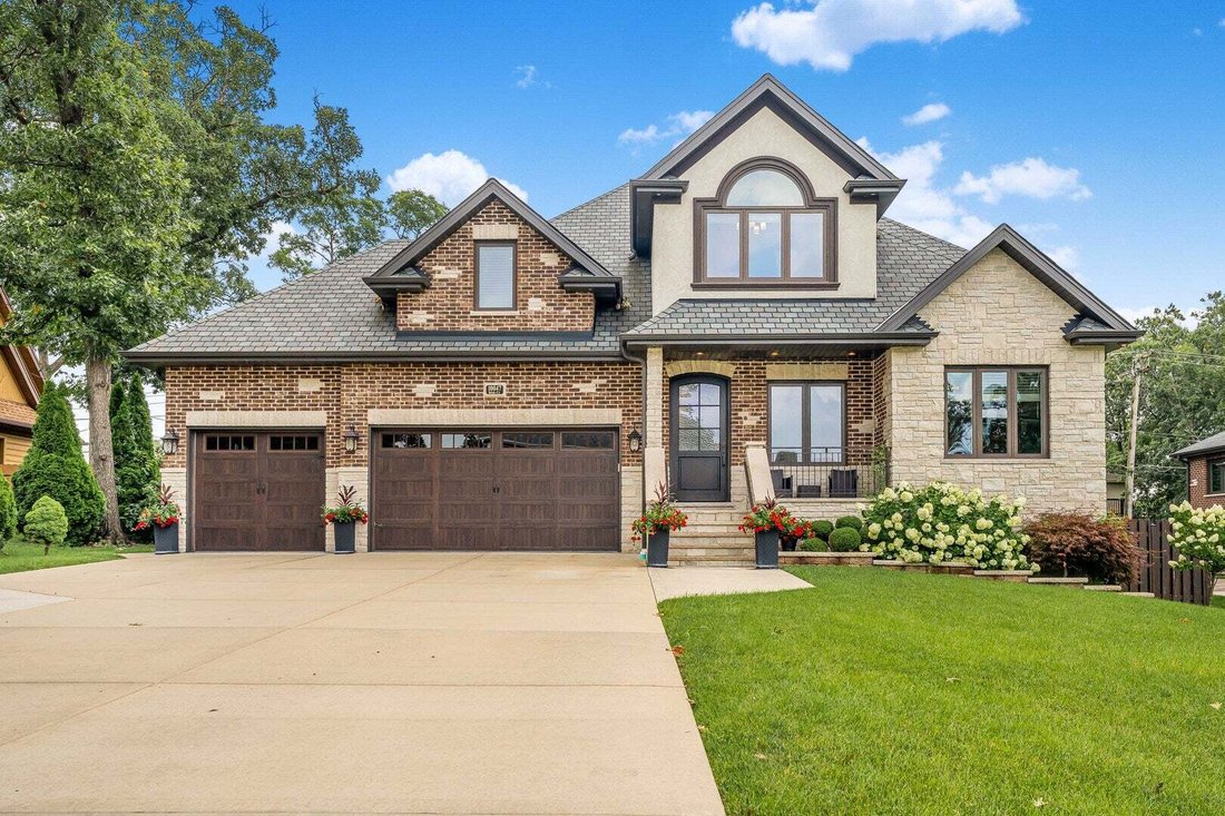 House in Palos Hills, Illinois, United States 1 - 18685240