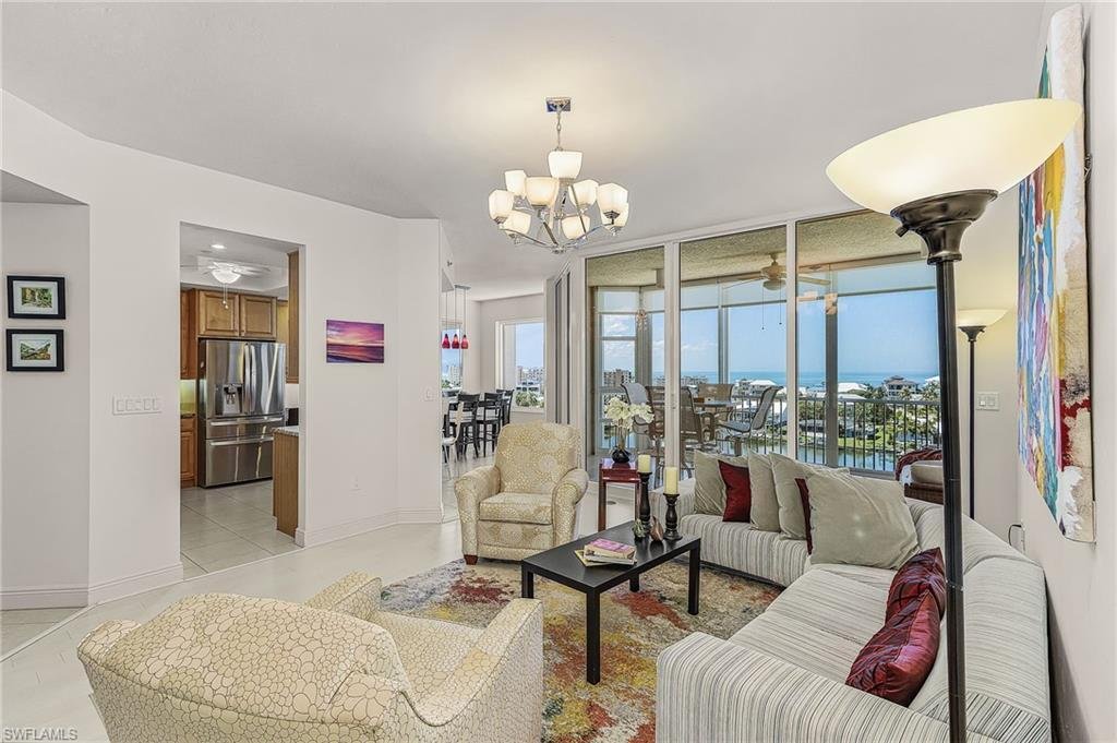 Condo in Fort Myers Beach, Florida, United States 3 - 18685736