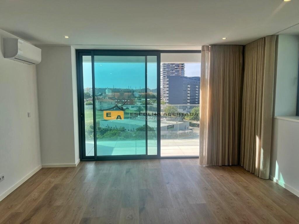 Apartment in Matosinhos e Leca da Palmeira, Porto District, Portugal 1 - 18685670