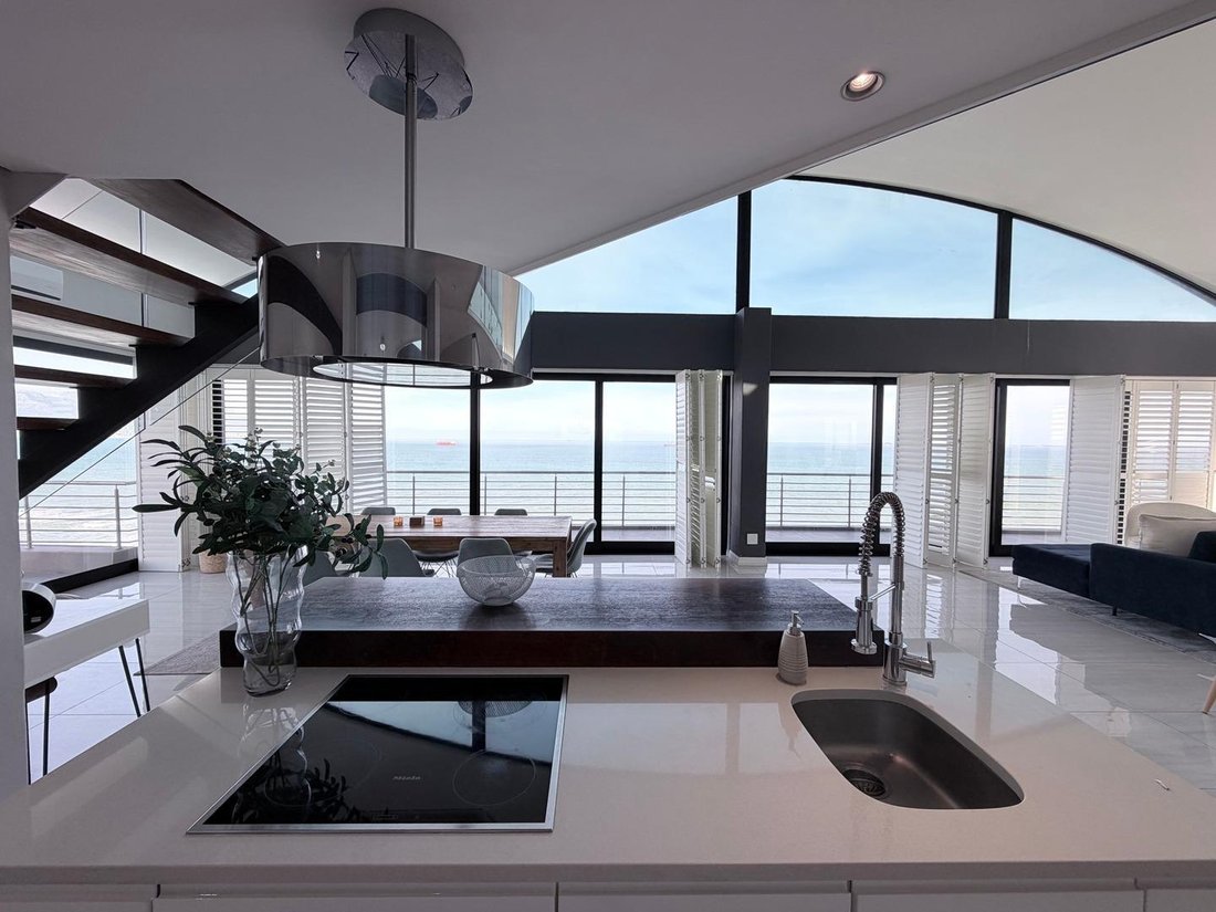 Apartment in Table View, Cape Town, South Africa 5 - 18685127