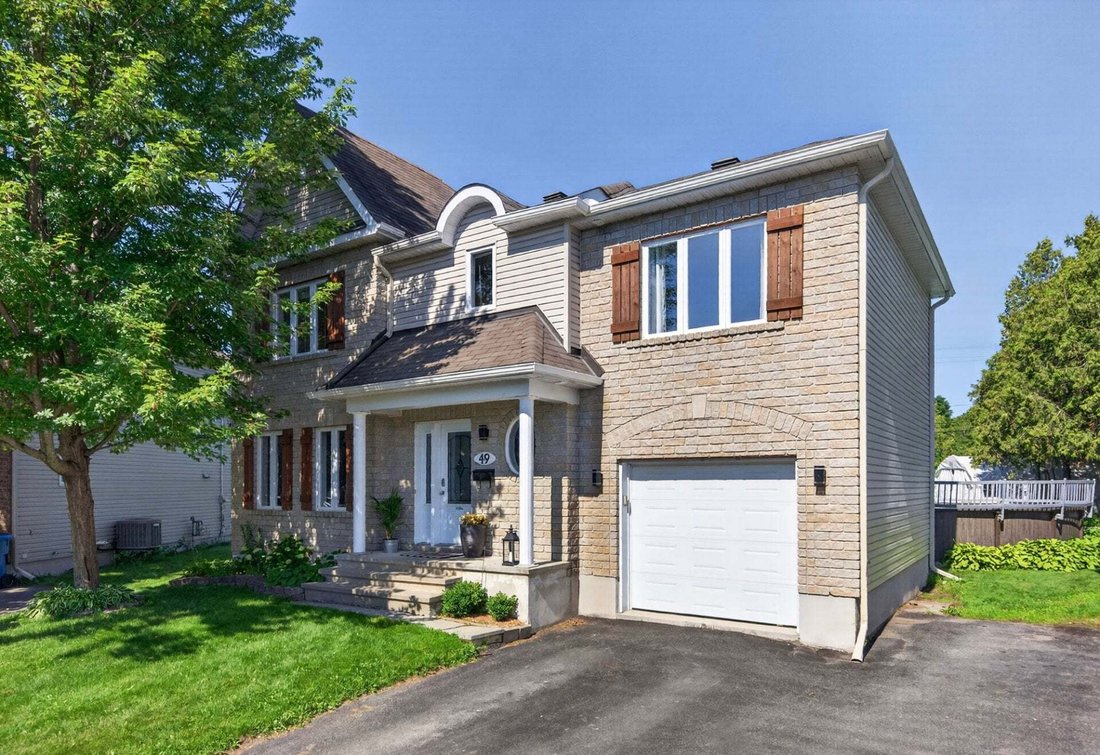 House in Gatineau, Quebec, Canada 2 - 18643412
