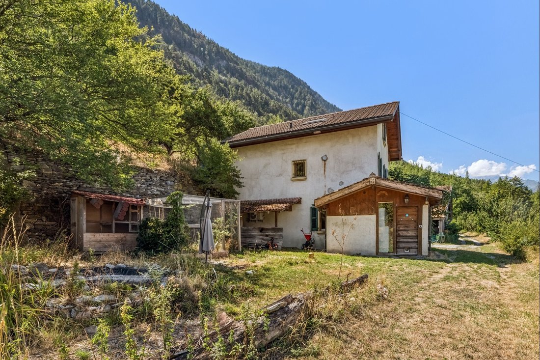 House in Martigny, Valais, Switzerland 2 - 18685422