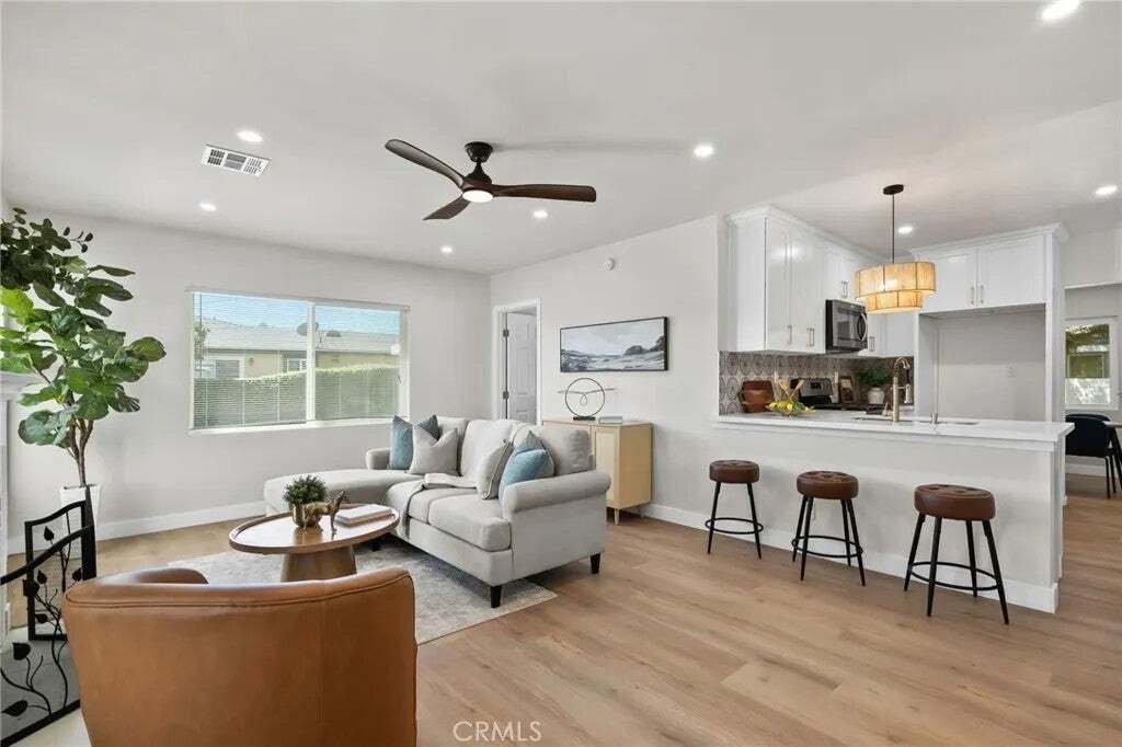 Condo in El Monte, California, United States 3 - 18685307