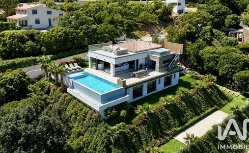 Maison à Nord, Cavalaire-sur-Mer, France 1