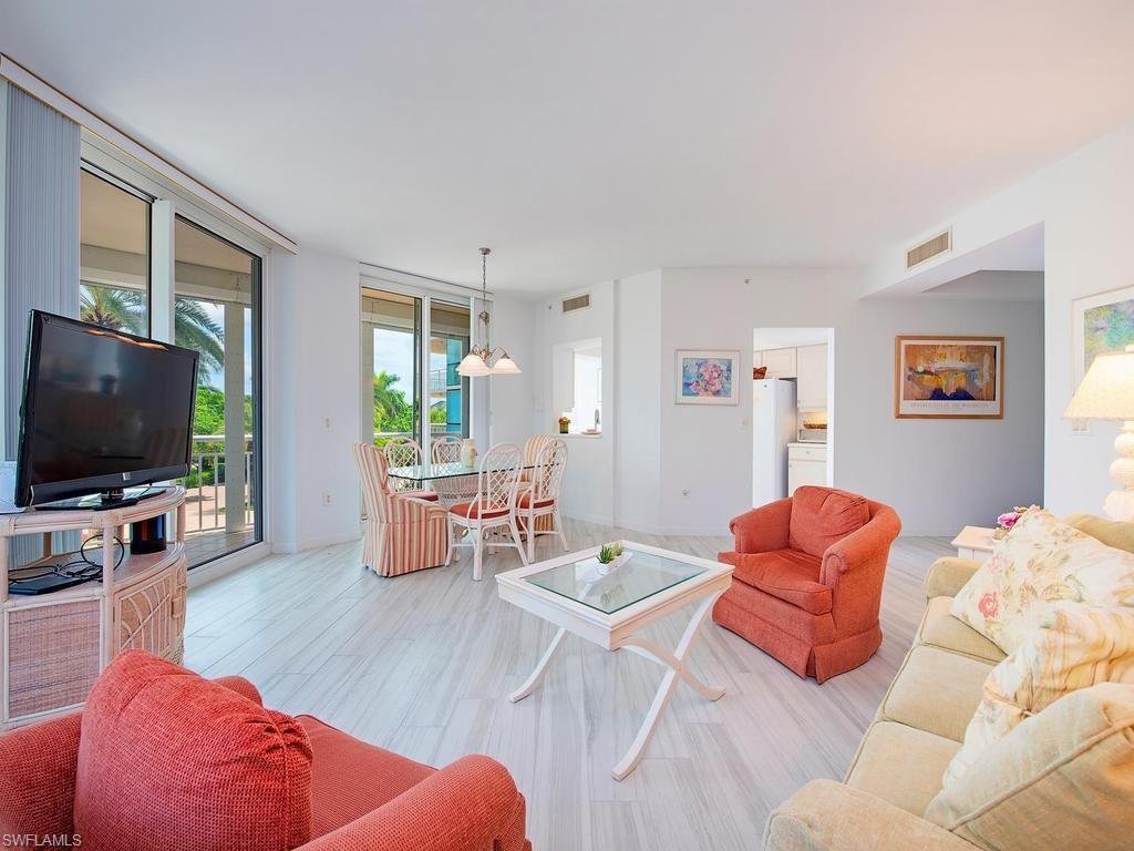 Condo in Naples, Florida, United States 2 - 18685669
