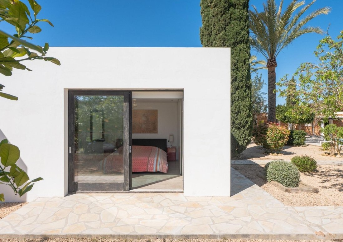 Finca in Cala Llonga, Ibiza, Santa Eularia des Riu, Balearic Islands 5 - 18684882
