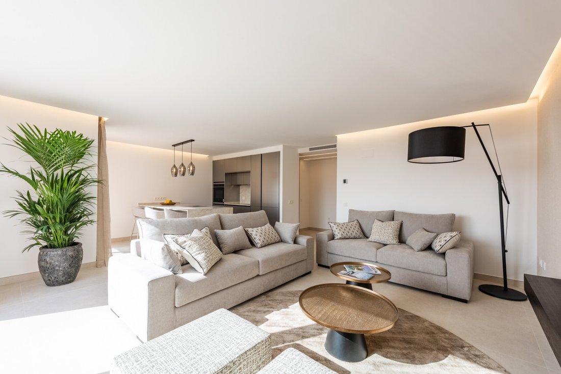 Apartment in Benahavis, Andalusia, Spain 2 - 18684733