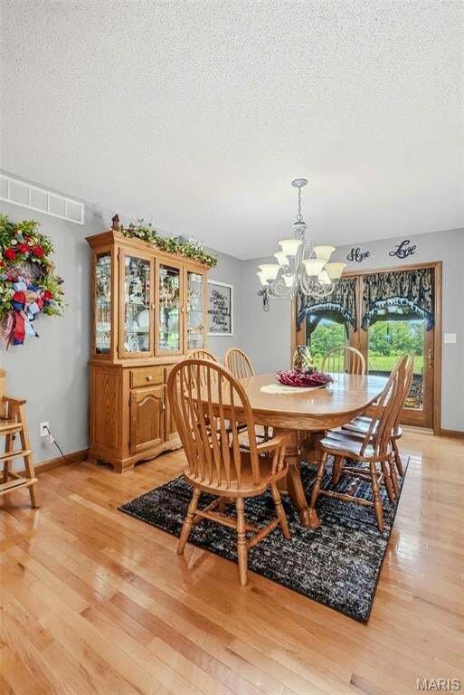 House in Huntsville, Missouri, United States 5 - 18684864