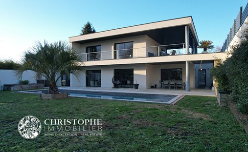House in Idron, Nouvelle-Aquitaine, France 1