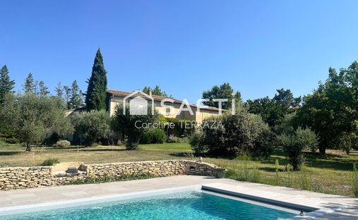 Haus in Cabrières-d'Avignon, Provence-Alpes-Côte d'Azur, Frankreich 1