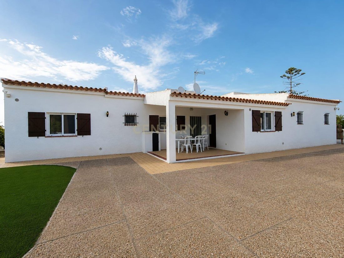 Villa in Santa Barbara de Nexe, Algarve, Portugal 2 - 18685598