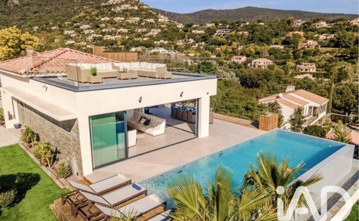 Maison à Nord, Cavalaire-sur-Mer, France 1