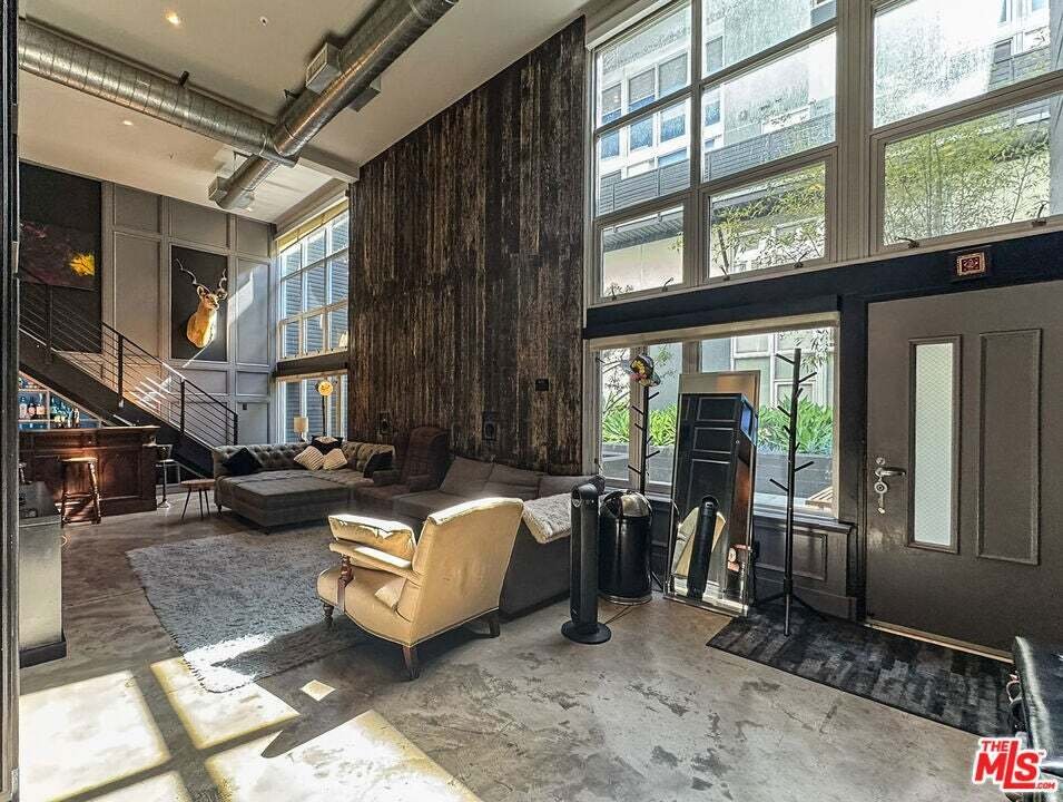 Condo in Los Angeles, California, United States 5 - 18685119