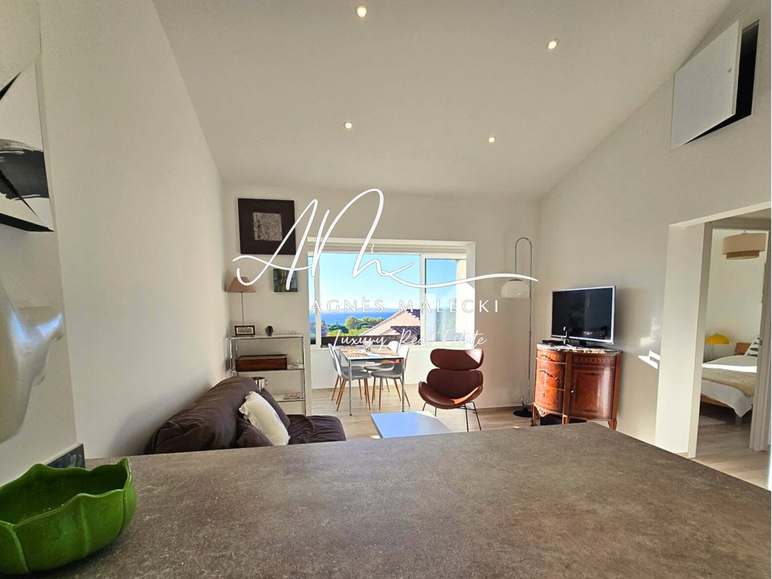 Apartment in Le Lavandou, Provence-Alpes-Côte d'Azur, France 4 - 18685074