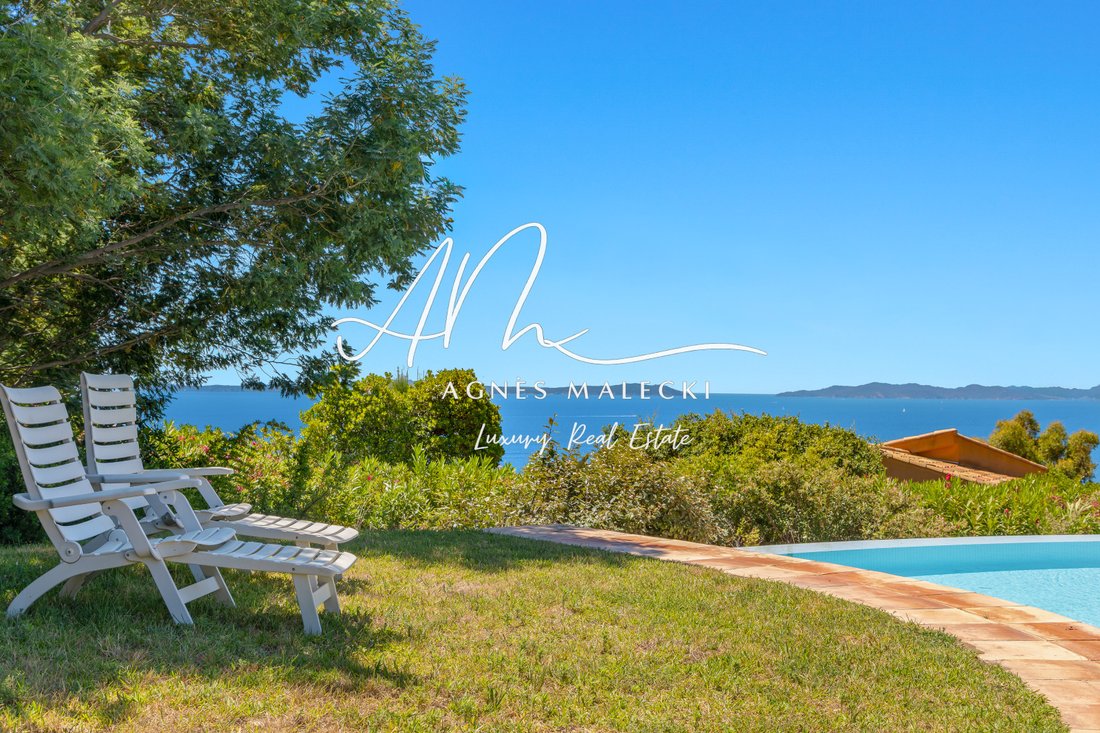Villa in Rayol-Canadel-sur-Mer, Provence-Alpes-Côte d'Azur, France 3 - 18685005