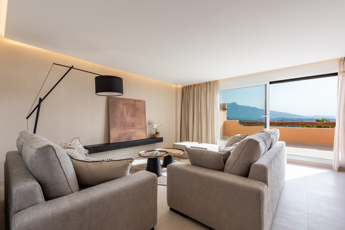 Penthouse in Benahavis, Andalusia, Spain 1 - 18684733