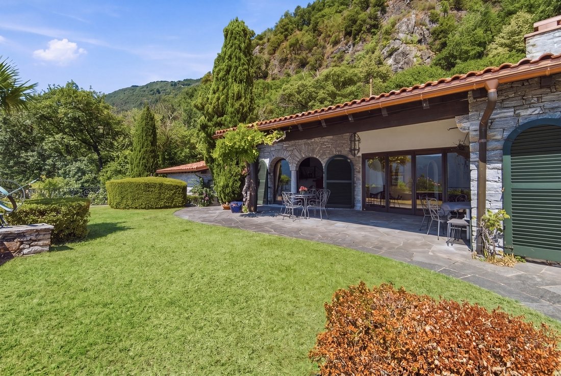 Villa a Ronco sopra Ascona, Ticino, Svizzera 3 - 17097437