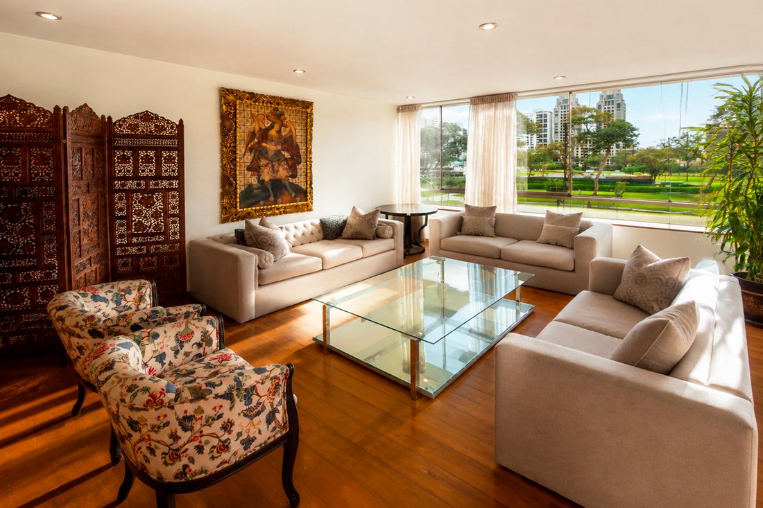 Apartment in San Isidro, Metropolitan Municipality of Lima, Peru 4 - 18685410