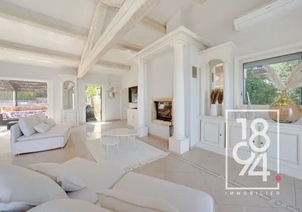 House in Zone Est Diffuse, Saint-Tropez, France 1 - 18312475