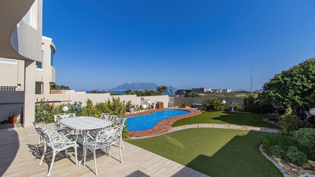 House in Table View, Cape Town, South Africa 4 - 18685140