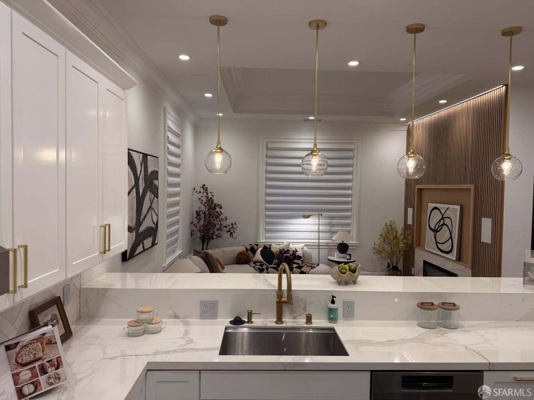 House in San Francisco, California, United States 5 - 18684656