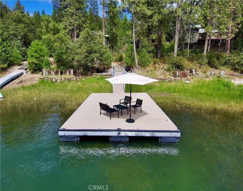 House in Bass Lake, California, United States 3 - 18685255