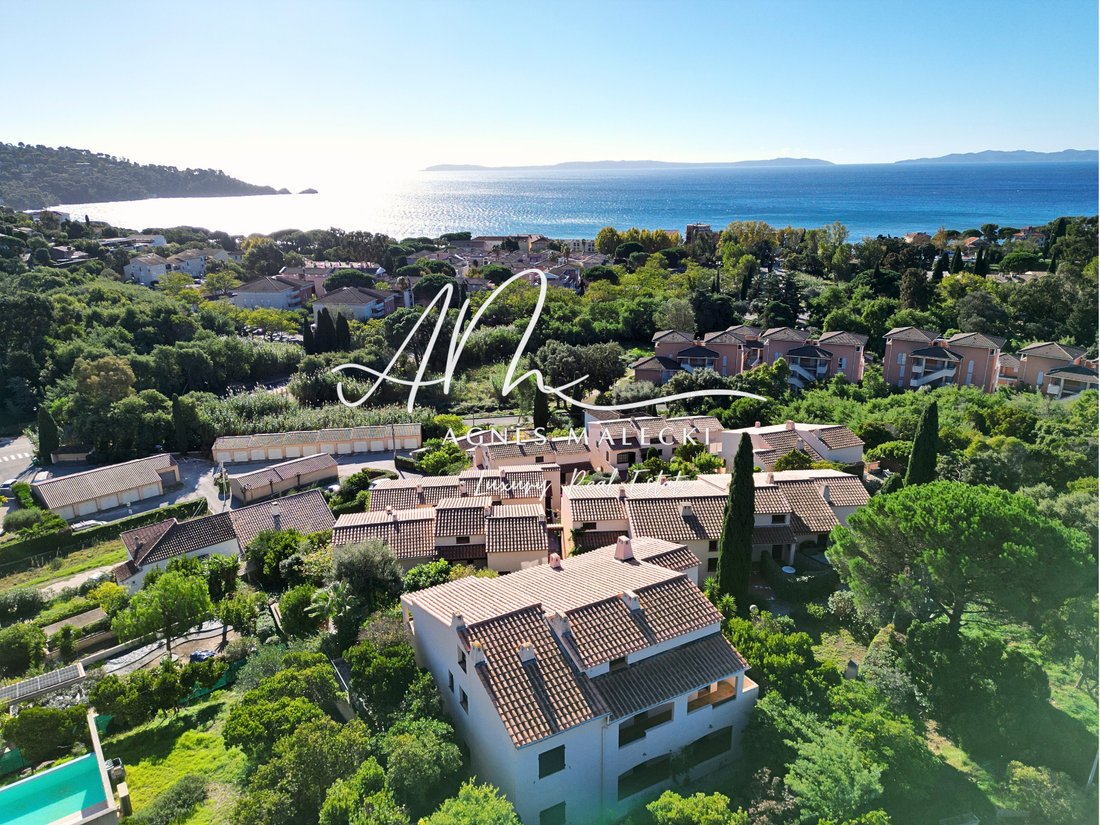 Apartment in Le Lavandou, Provence-Alpes-Côte d'Azur, France 1 - 18685074