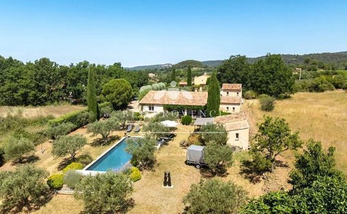 Villa in Aups, Provence-Alpes-Côte d'Azur, France 1