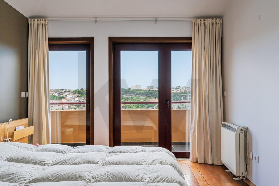 Apartment in Cedofeita, Santo Ildefonso, Se, Miragaia, Sao Nicolau e Vitoria, Porto District, Portugal 4 - 17385888