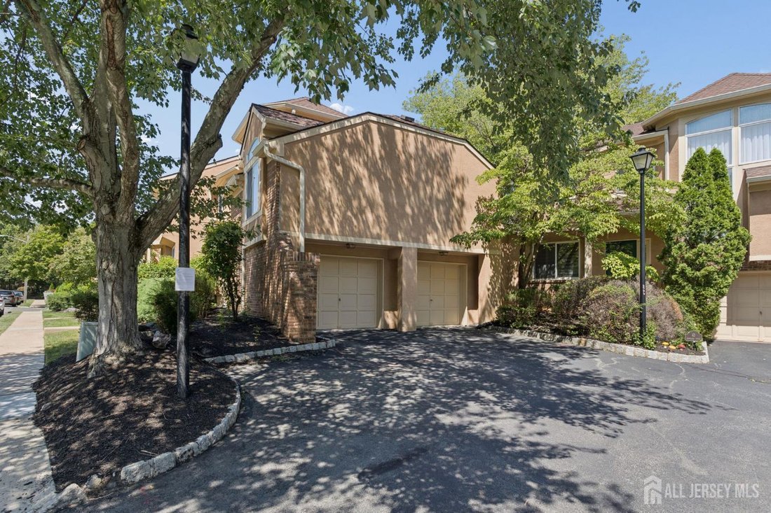 Townhouse in South Brunswick Township, New Jersey, United States 3 - 18685175