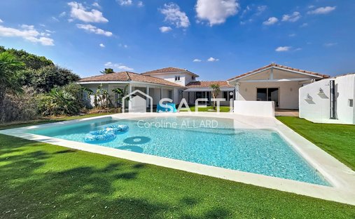 House in Lombez, Occitania, France 1
